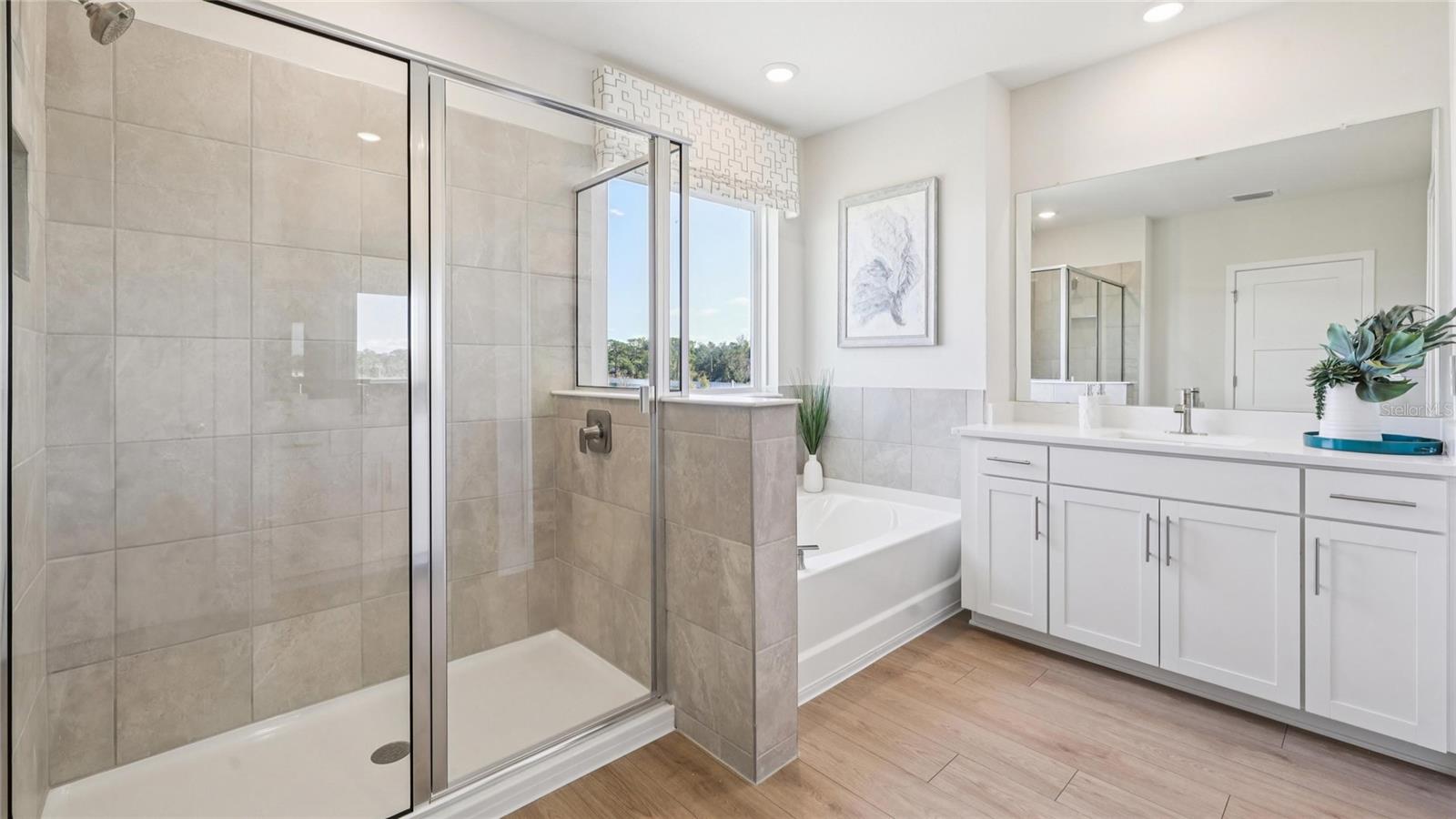 Image 28 of 41 For 1498 127th Drive