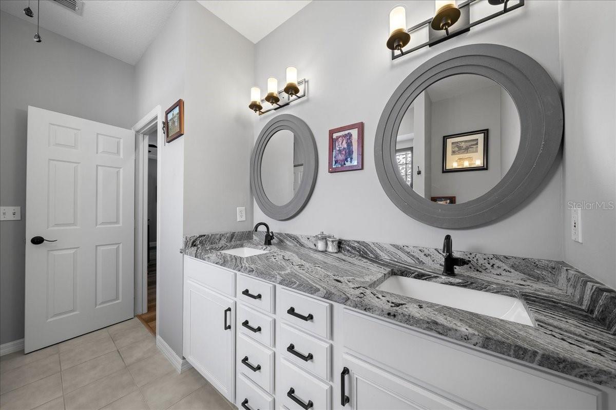 Image 15 of 31 For 6790 117th Street