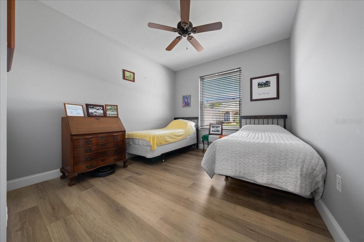 Image 19 of 31 For 6790 117th Street