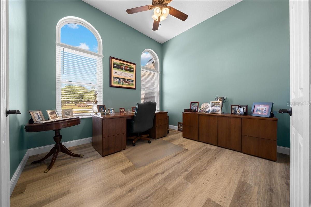 Image 5 of 31 For 6790 117th Street