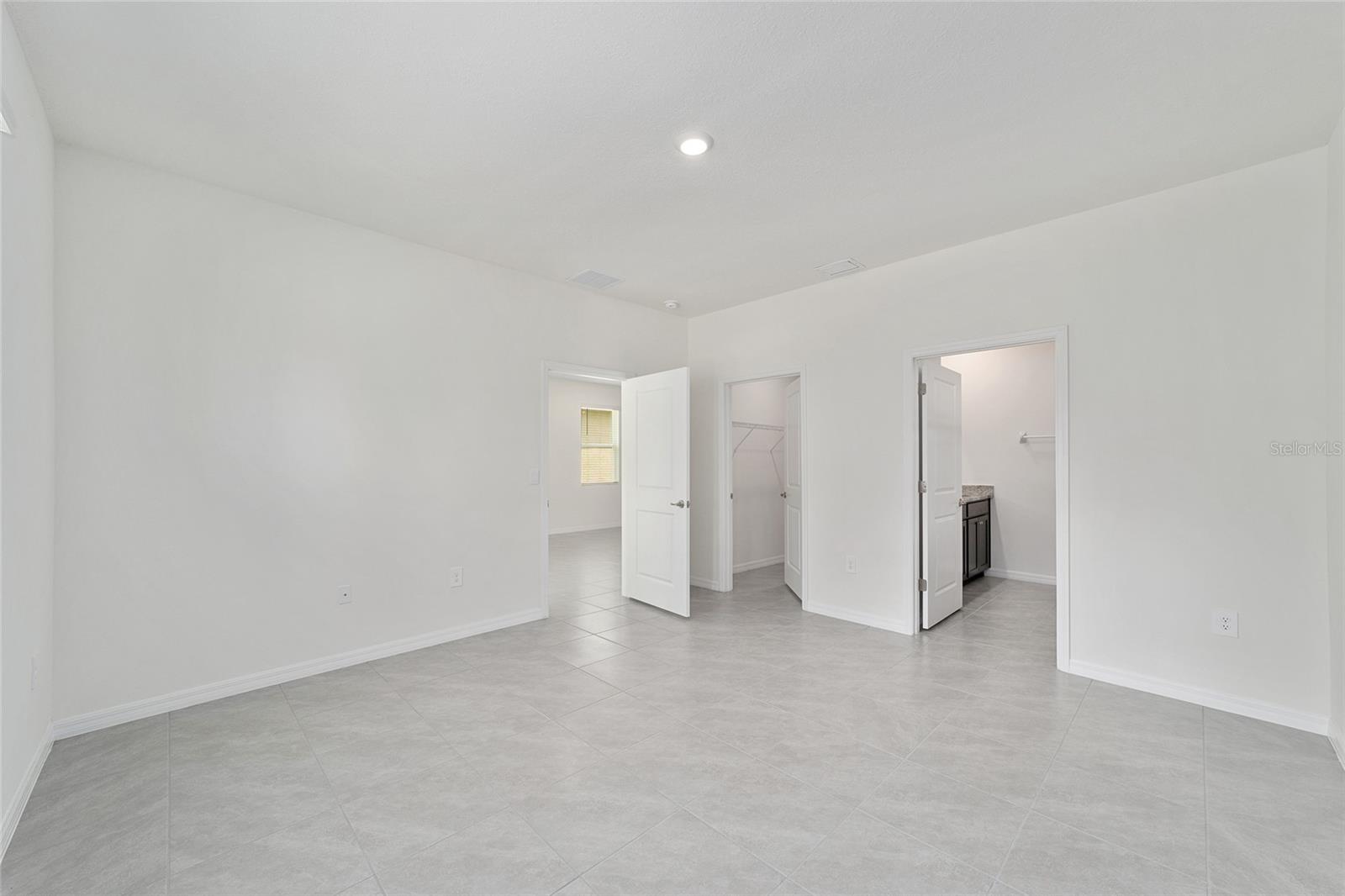 Image 22 of 67 For 4111 44th Circle