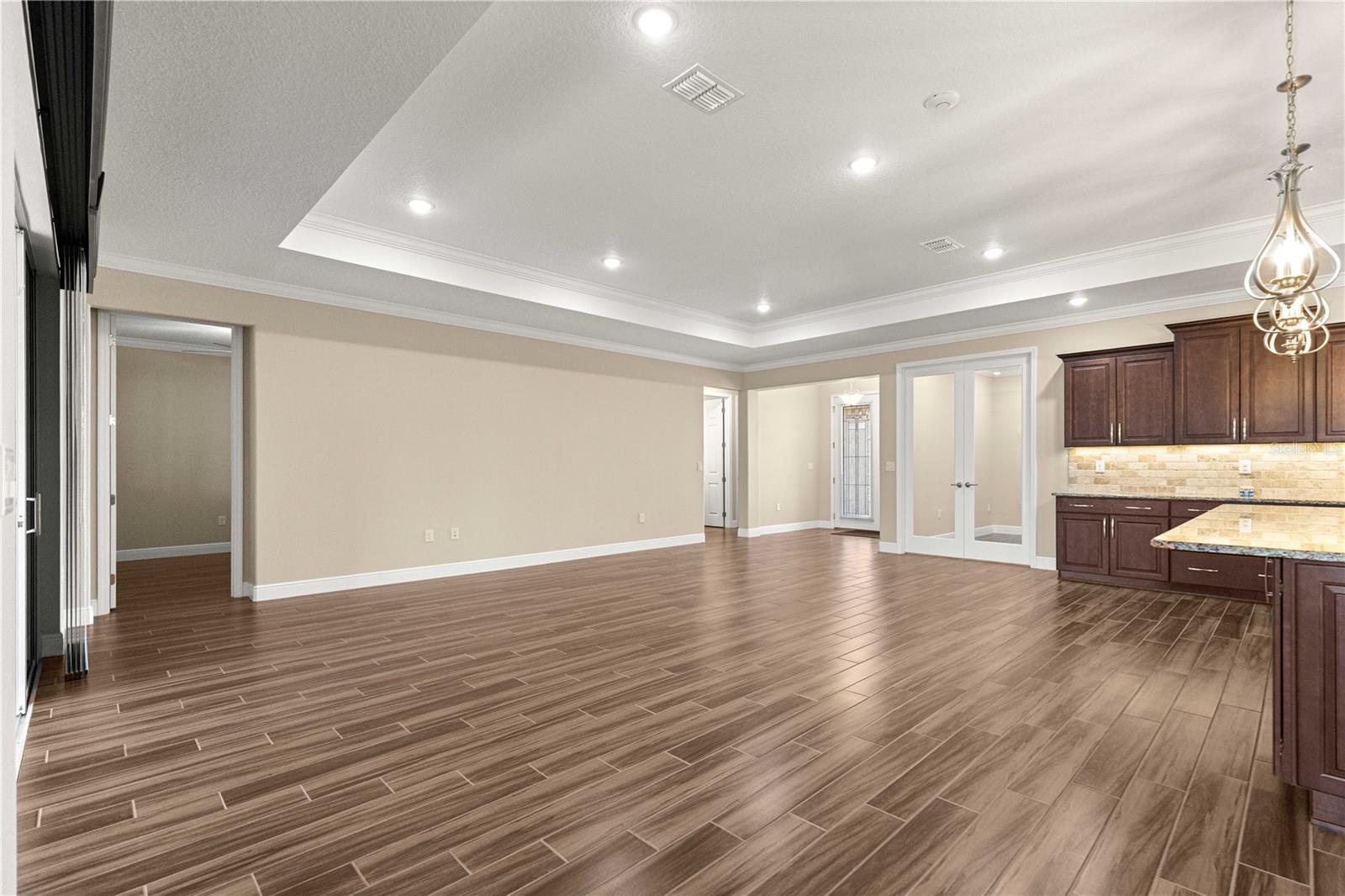 Image 16 of 87 For 9460 86th Place