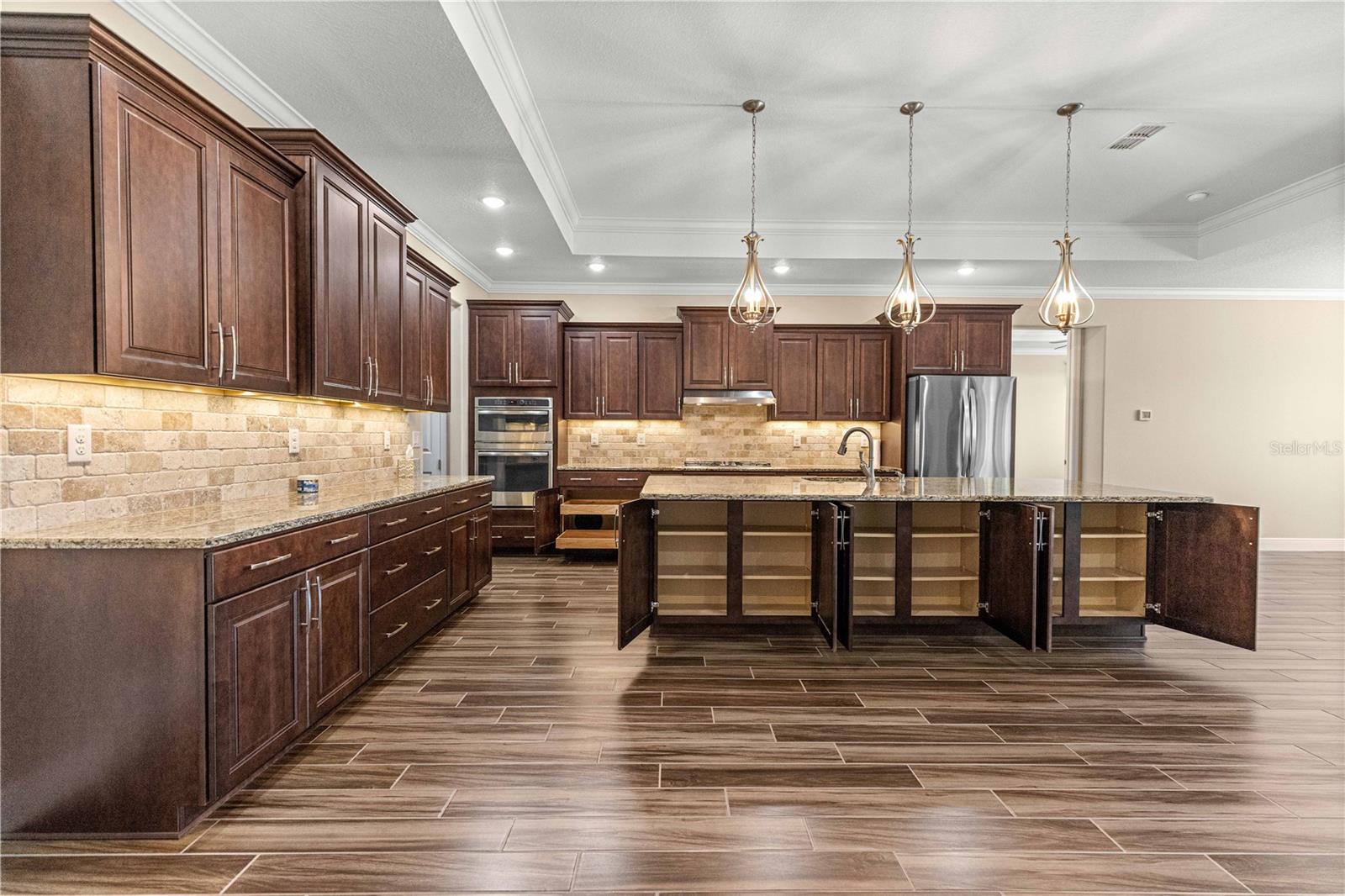 Image 24 of 87 For 9460 86th Place