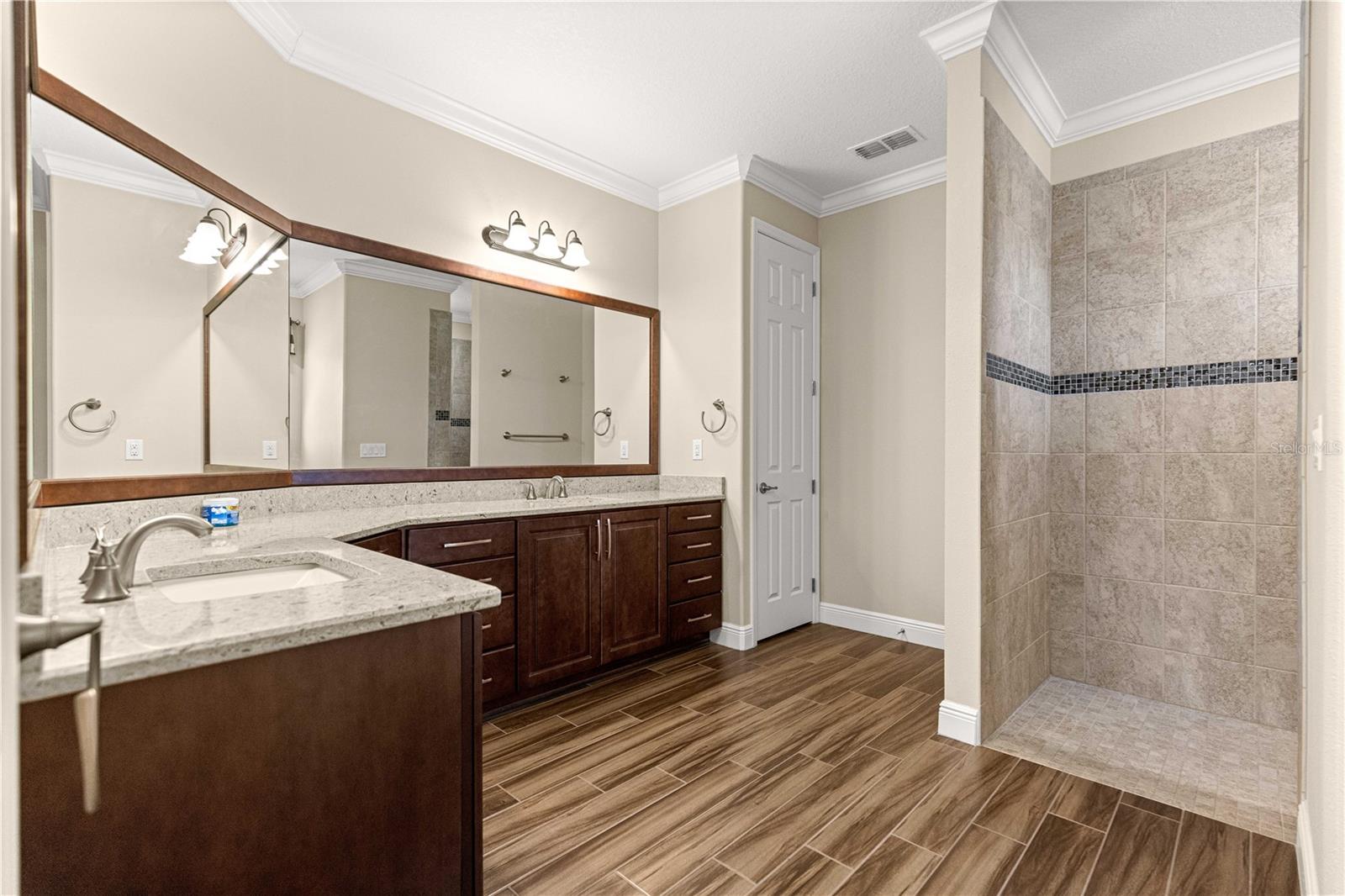 Image 40 of 87 For 9460 86th Place