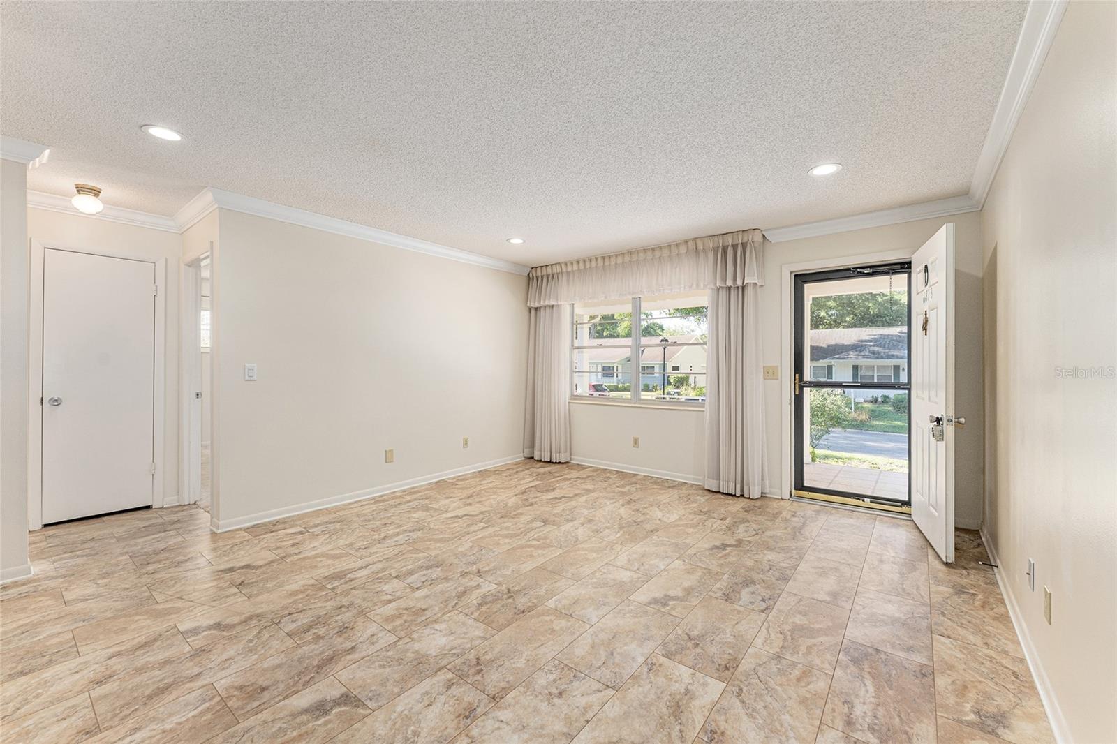 Image 13 of 37 For 8873 95th Street D