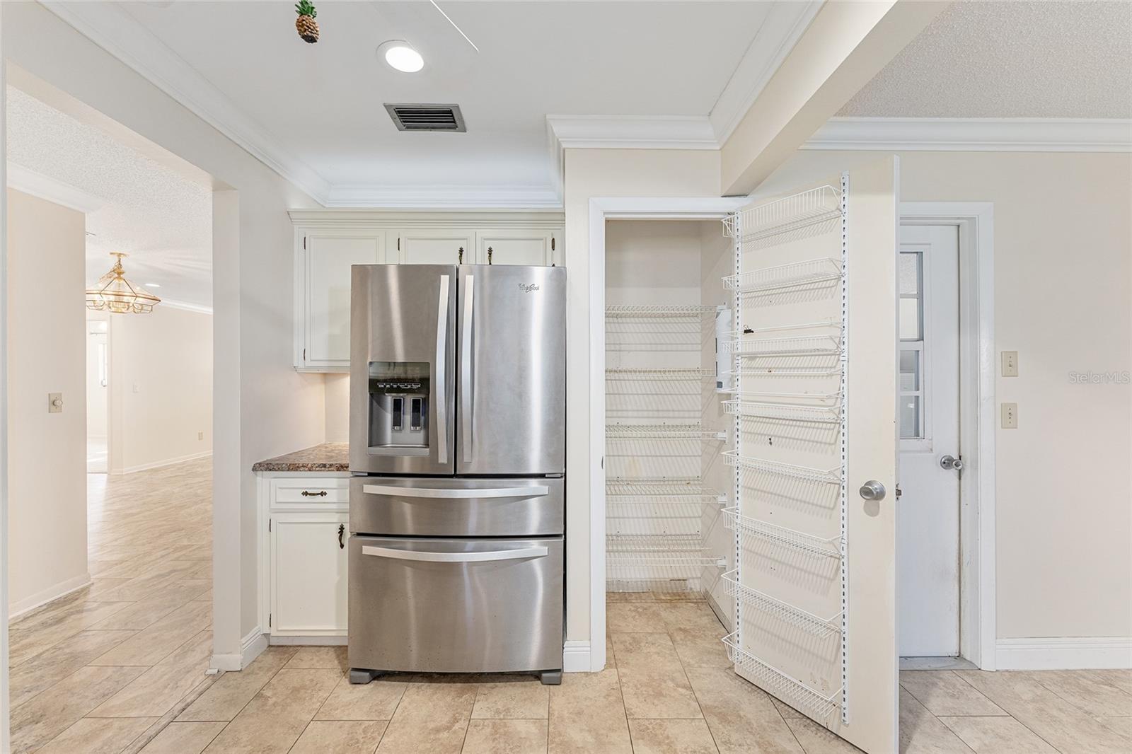 Image 18 of 37 For 8873 95th Street D