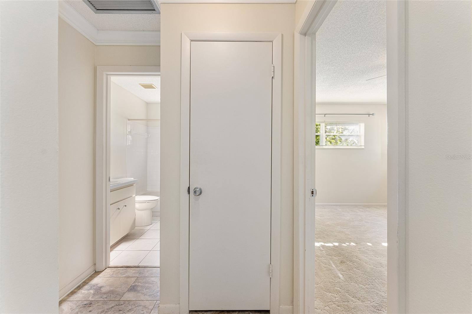 Image 25 of 37 For 8873 95th Street D