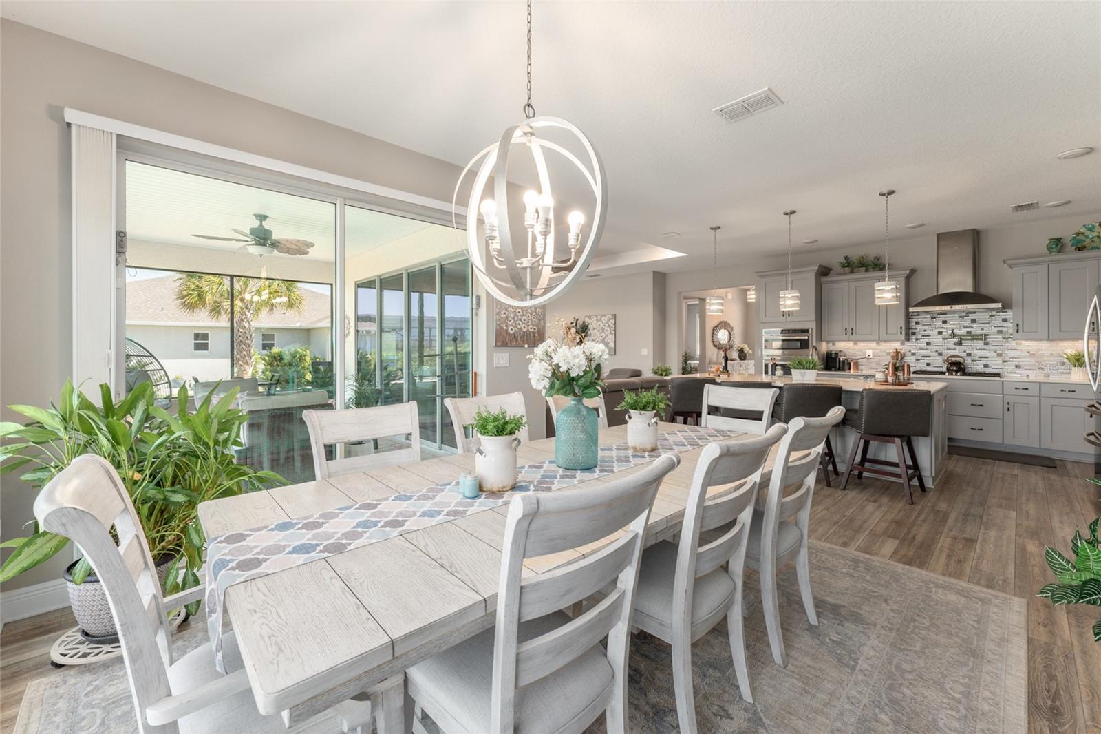 Image 18 of 77 For 8250 93rd Terrace