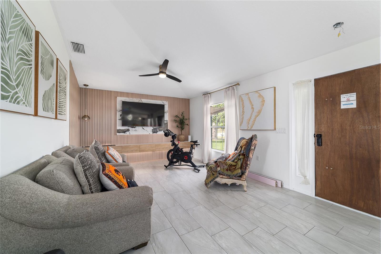 Image 17 of 68 For 2 Juniper Terrace