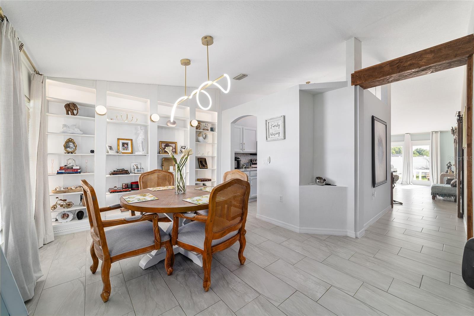 Image 23 of 68 For 2 Juniper Terrace