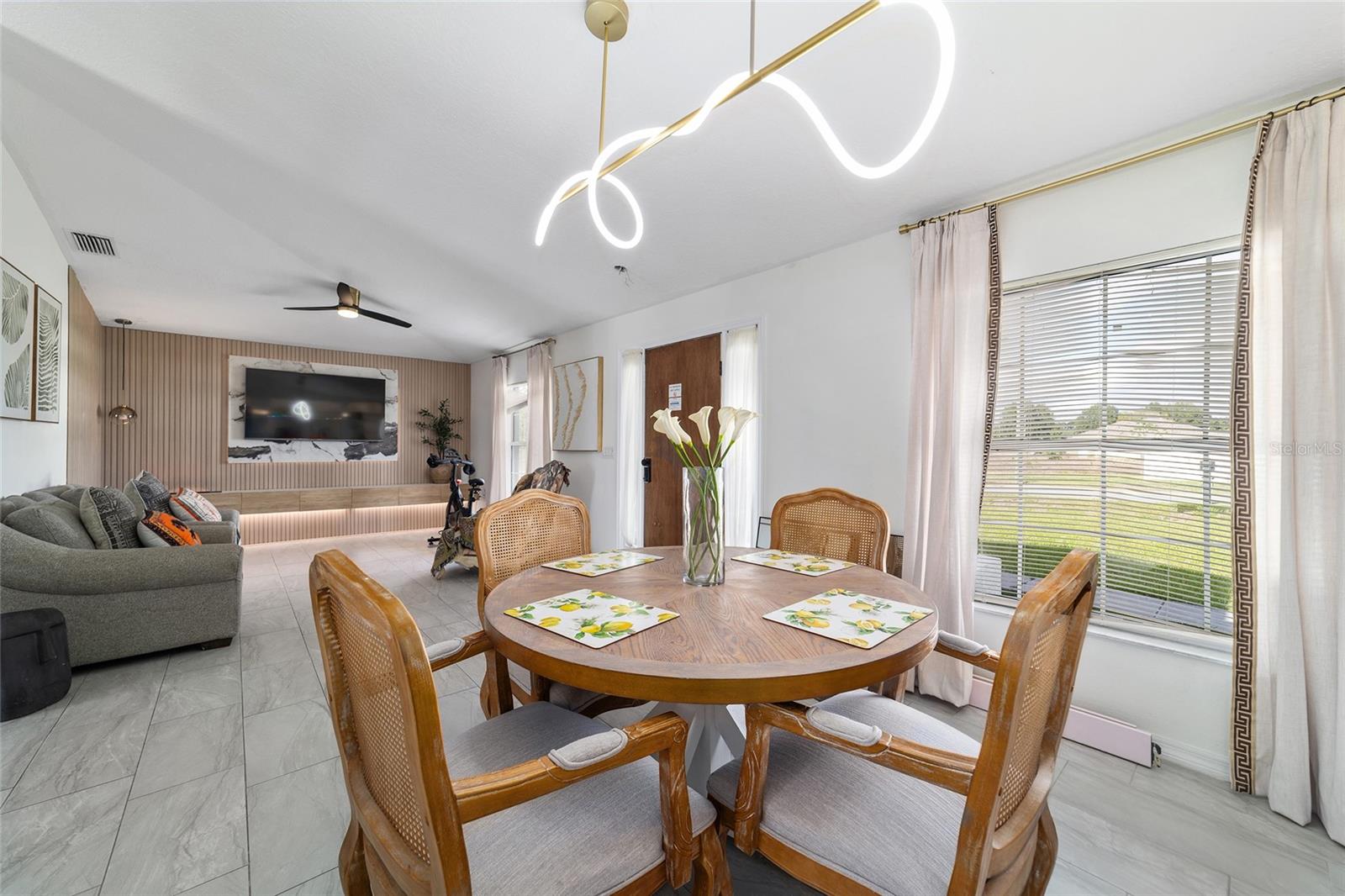 Image 25 of 68 For 2 Juniper Terrace