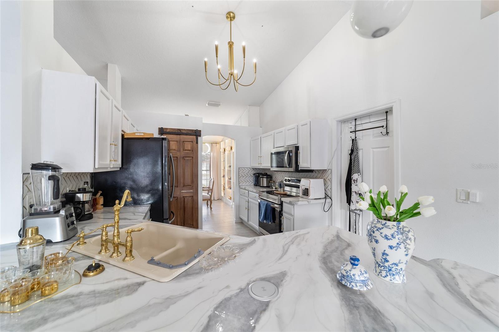 Image 39 of 68 For 2 Juniper Terrace