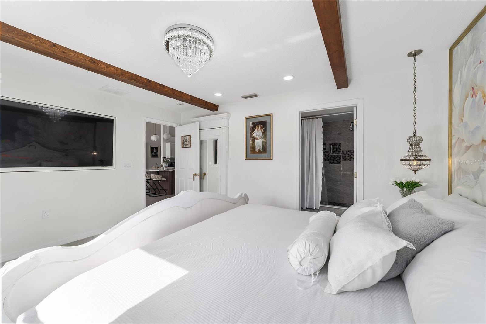 Image 47 of 68 For 2 Juniper Terrace