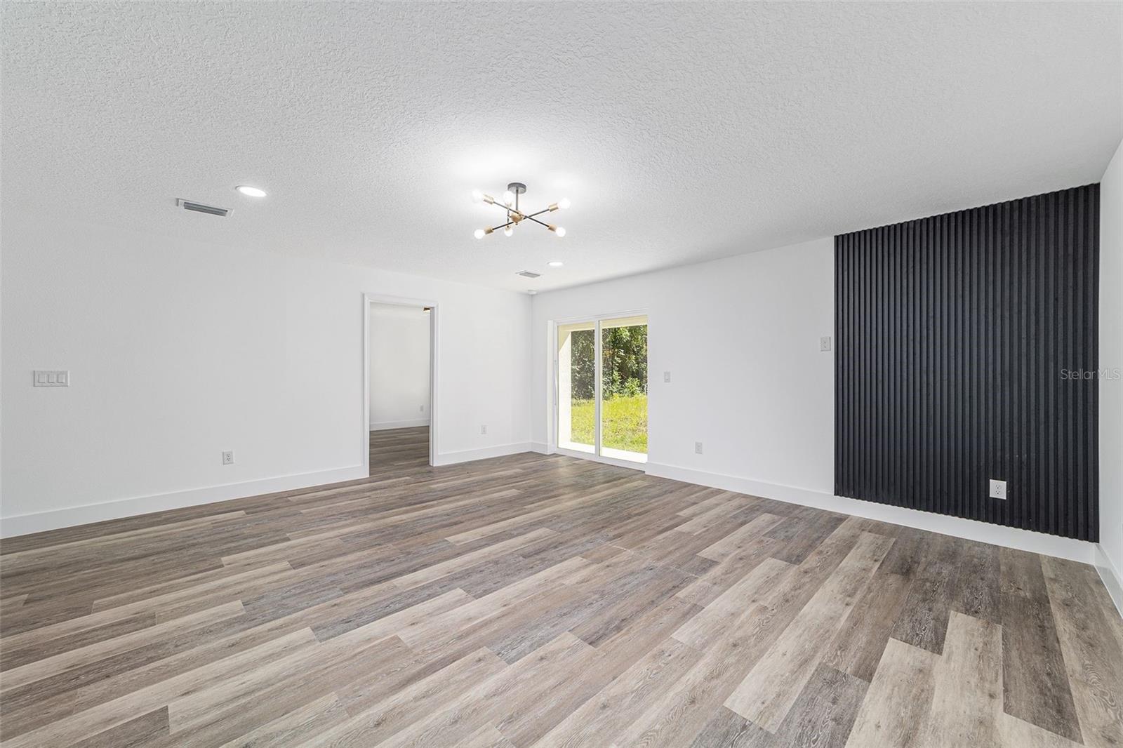 Image 15 of 23 For 6839 23rd Avenue