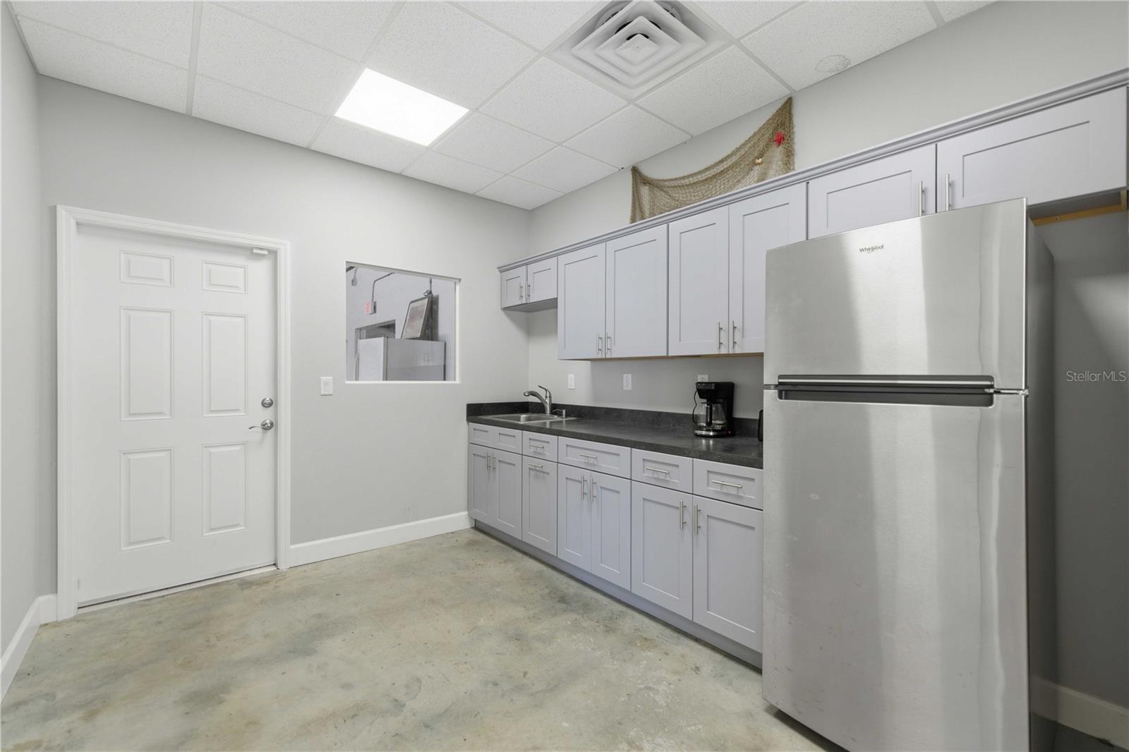 Image 16 of 26 For 943 17th Avenue