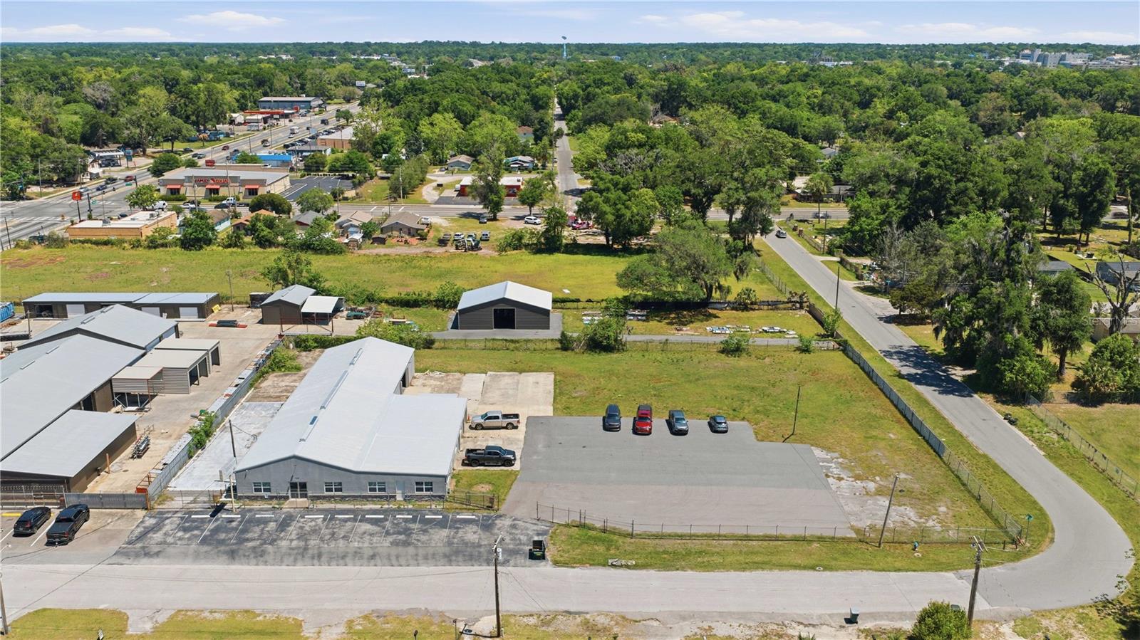 Image 6 of 26 For 943 17th Avenue