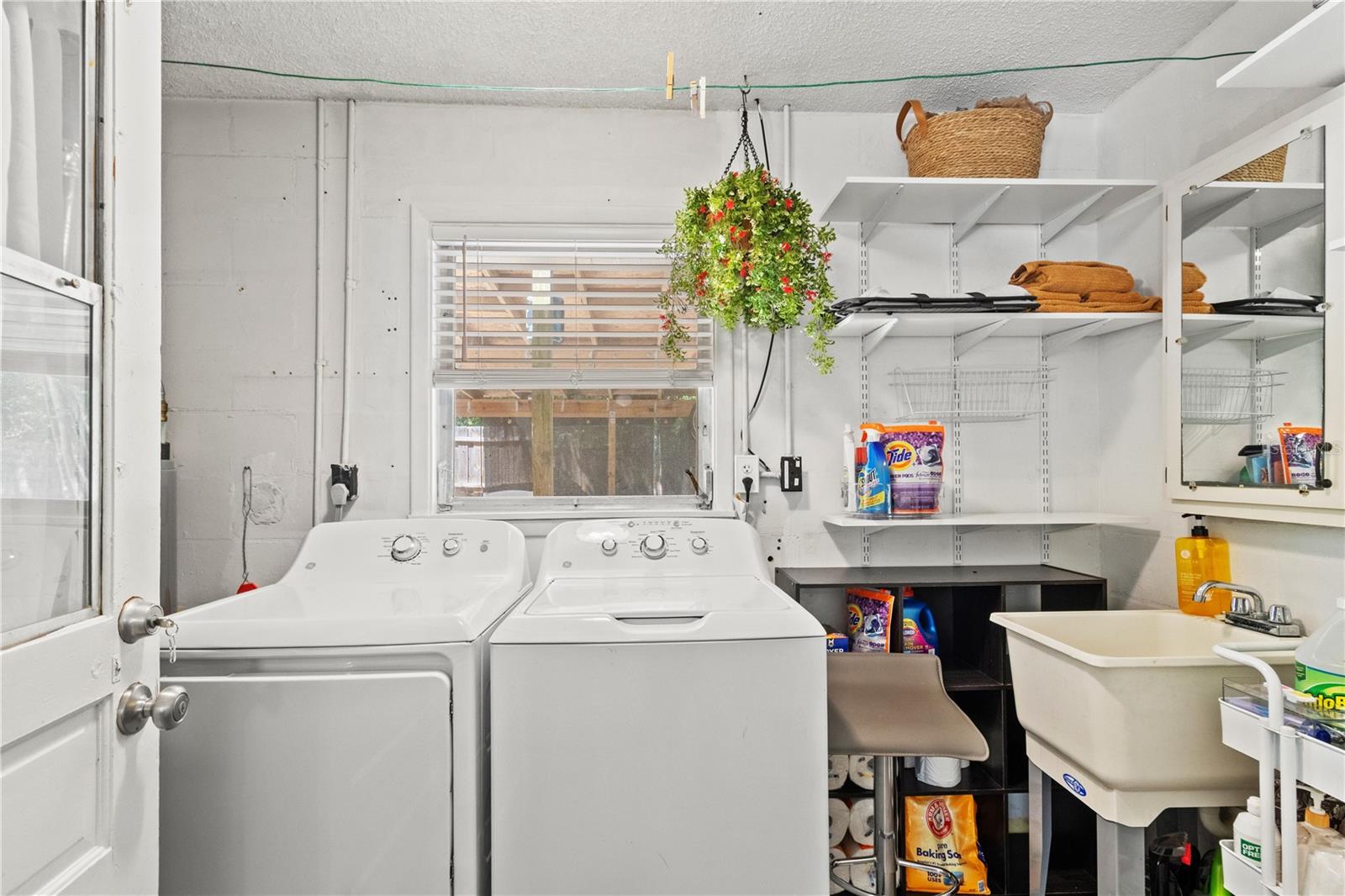 Image 25 of 53 For 2312 9th Terrace