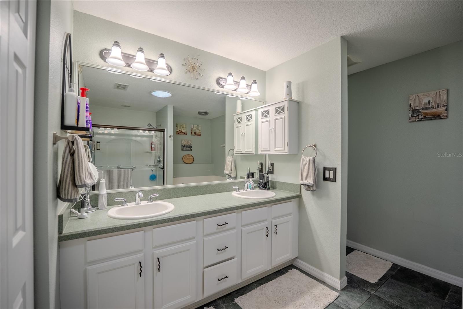 Image 13 of 21 For 8327 79th Circle