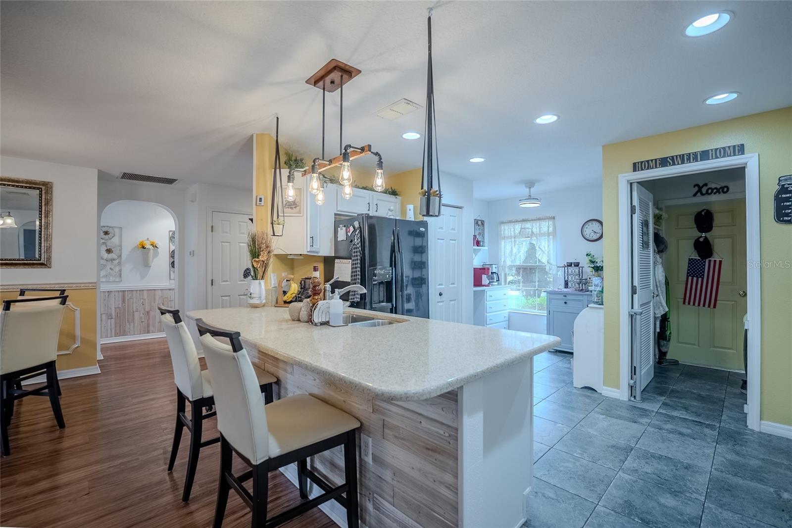 Image 6 of 21 For 8327 79th Circle