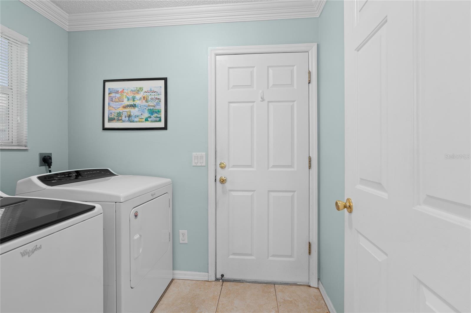 Image 16 of 40 For 1936 Palo Alto Avenue