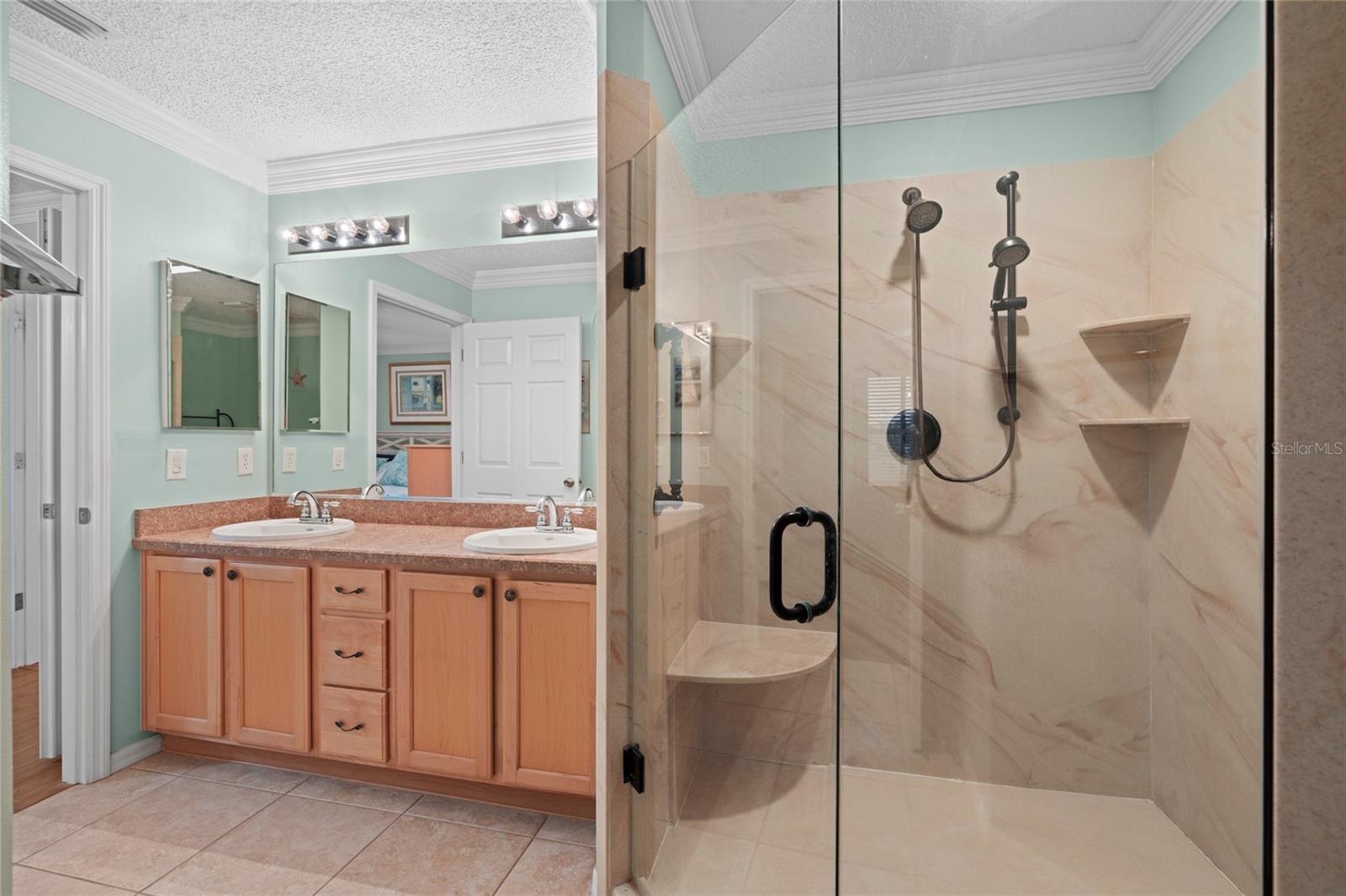 Image 23 of 40 For 1936 Palo Alto Avenue