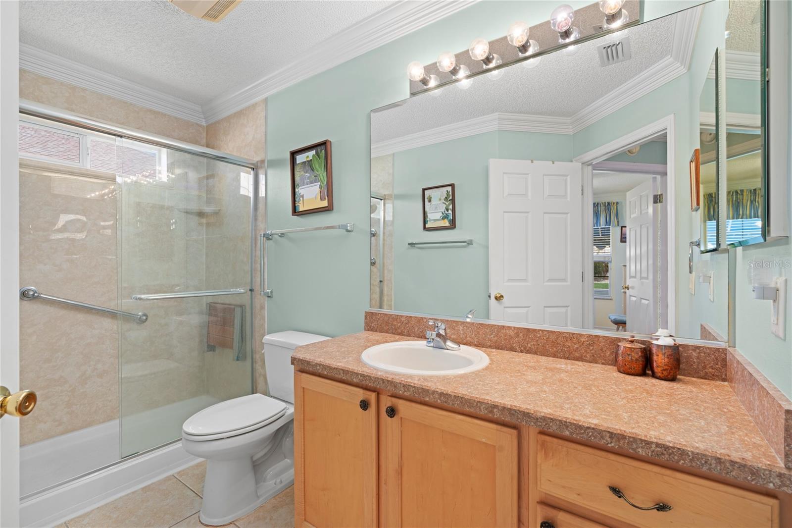 Image 26 of 40 For 1936 Palo Alto Avenue