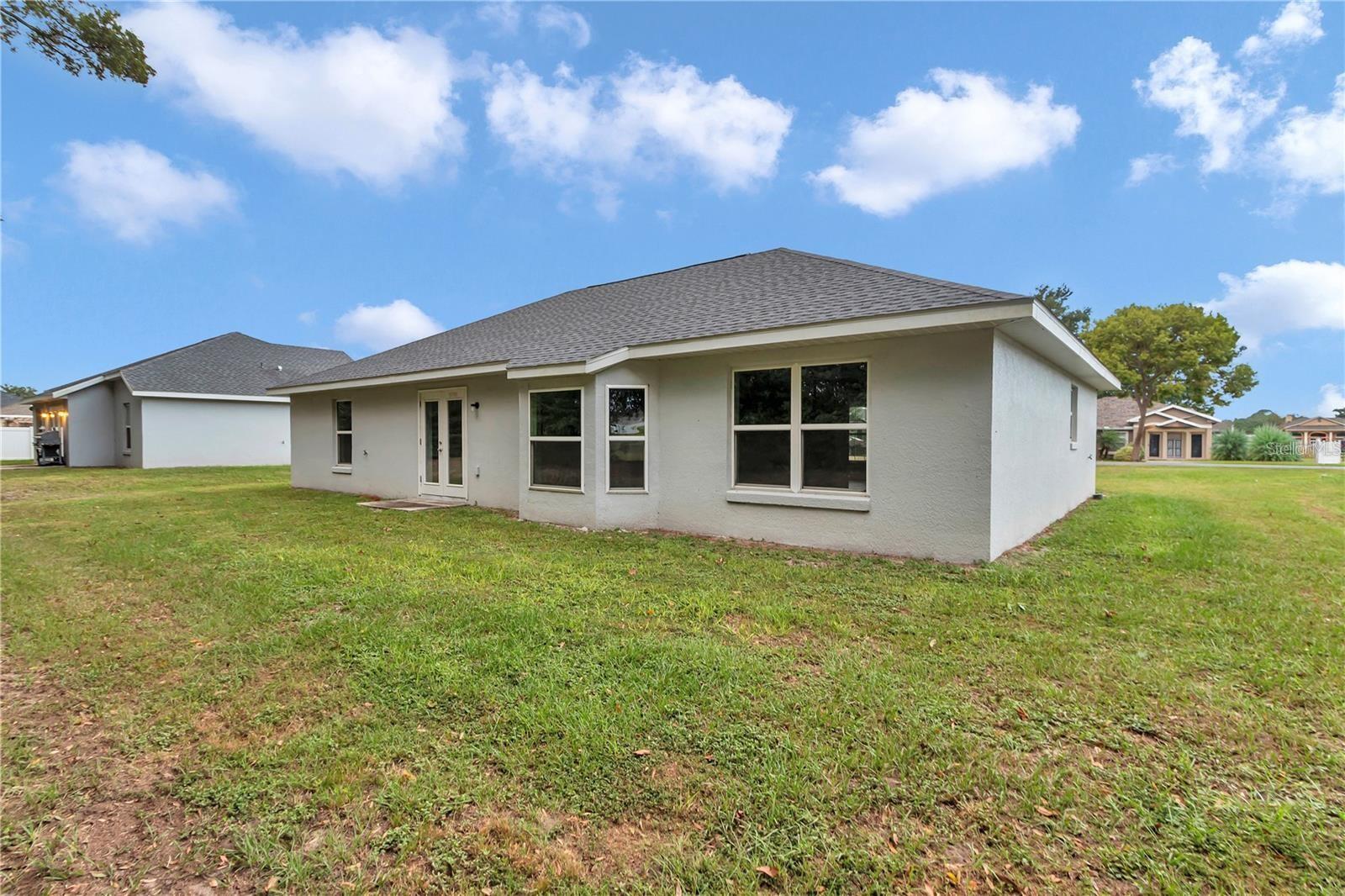 Image 3 of 31 For 7051 64th Terrace