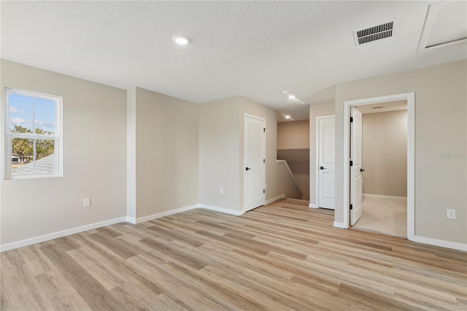 Image 15 of 19 For 4465 37th Street Road