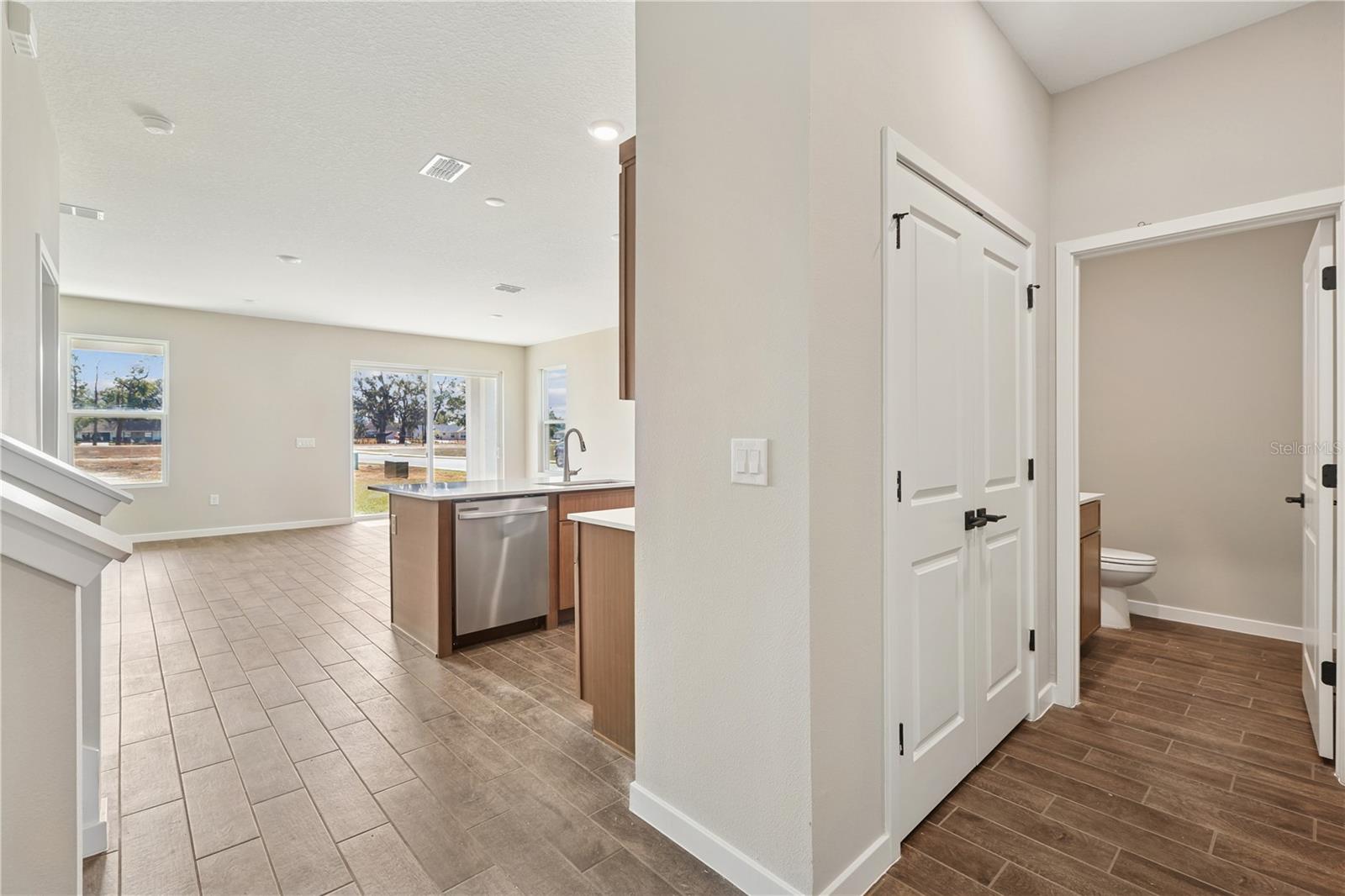 Image 3 of 19 For 4465 37th Street Road