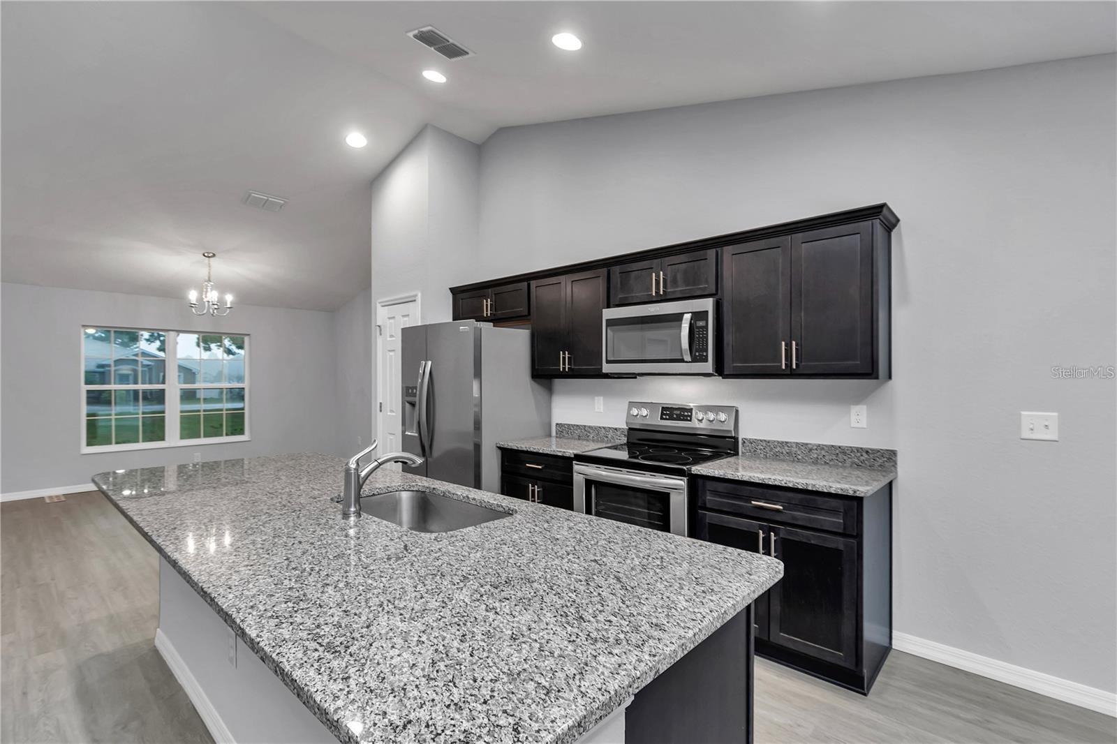 Image 13 of 31 For 6711 64th Avenue