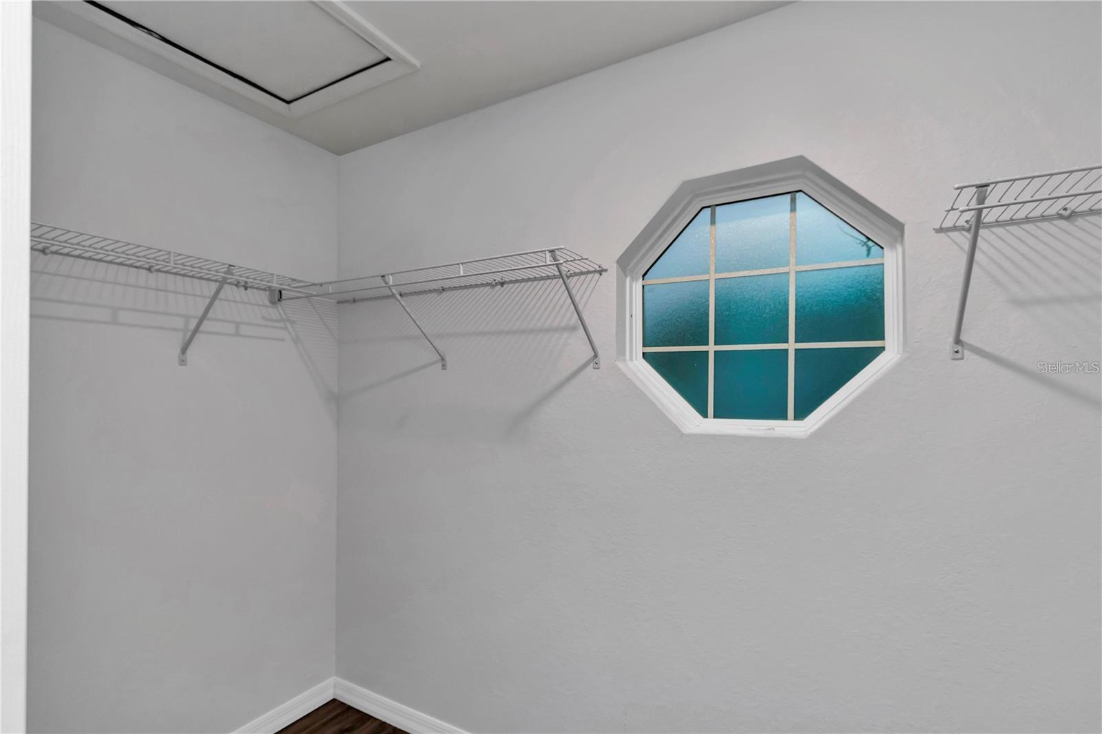 Image 23 of 31 For 6711 64th Avenue