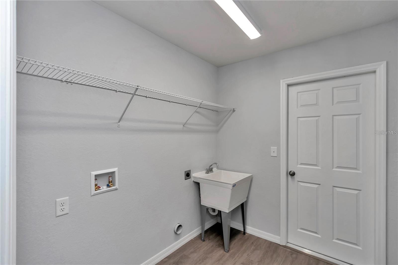 Image 29 of 31 For 6711 64th Avenue