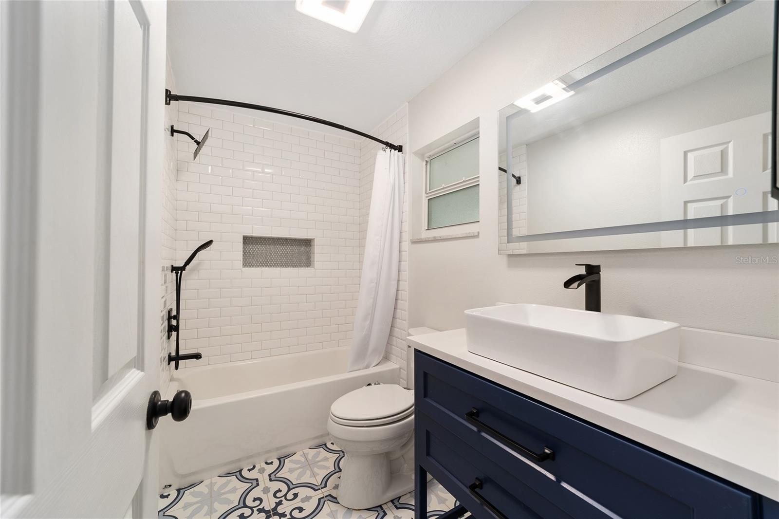 Image 18 of 36 For 825 13th Street