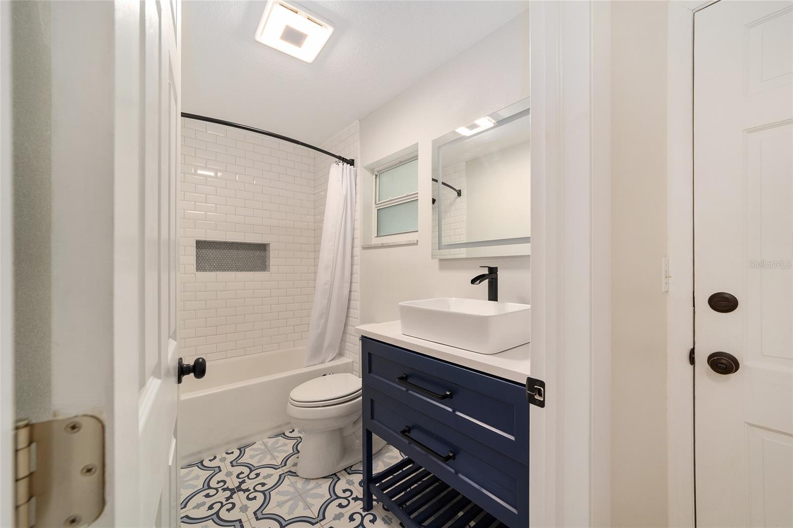 Image 19 of 36 For 825 13th Street
