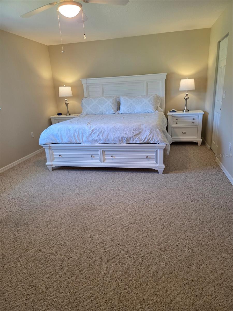 Image 10 of 24 For 9827 96th Street