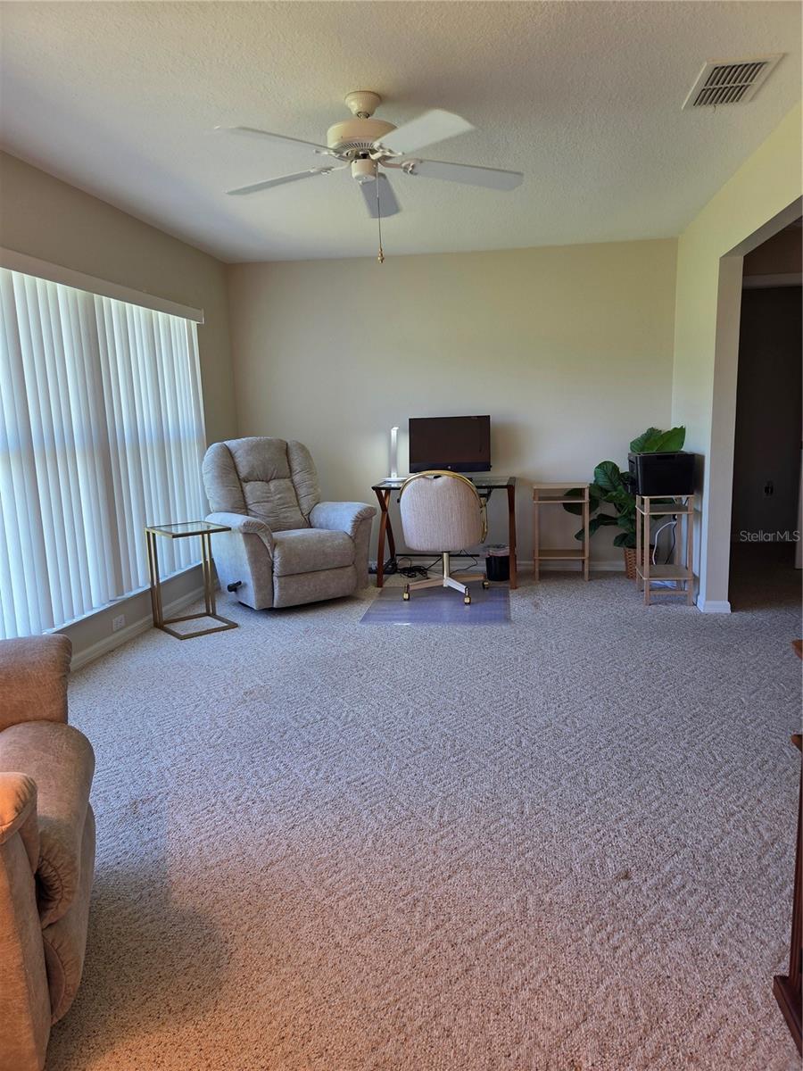 Image 19 of 24 For 9827 96th Street