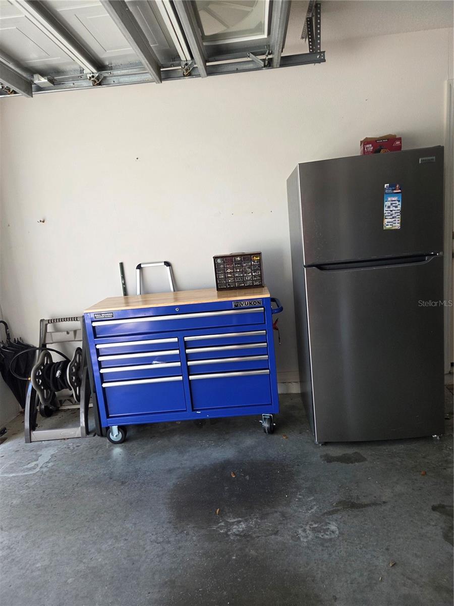 Image 23 of 24 For 9827 96th Street