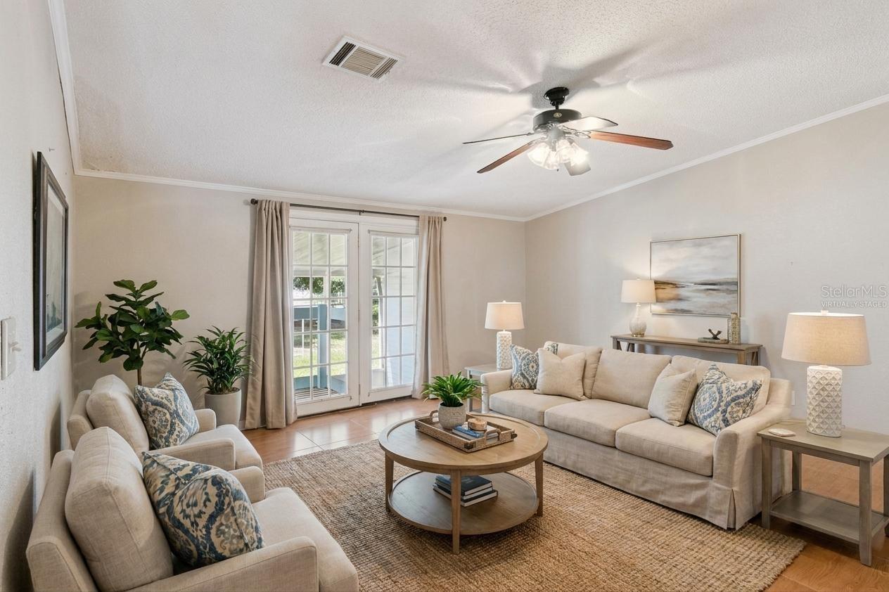 Image 10 of 67 For 575 Lindsey Drive