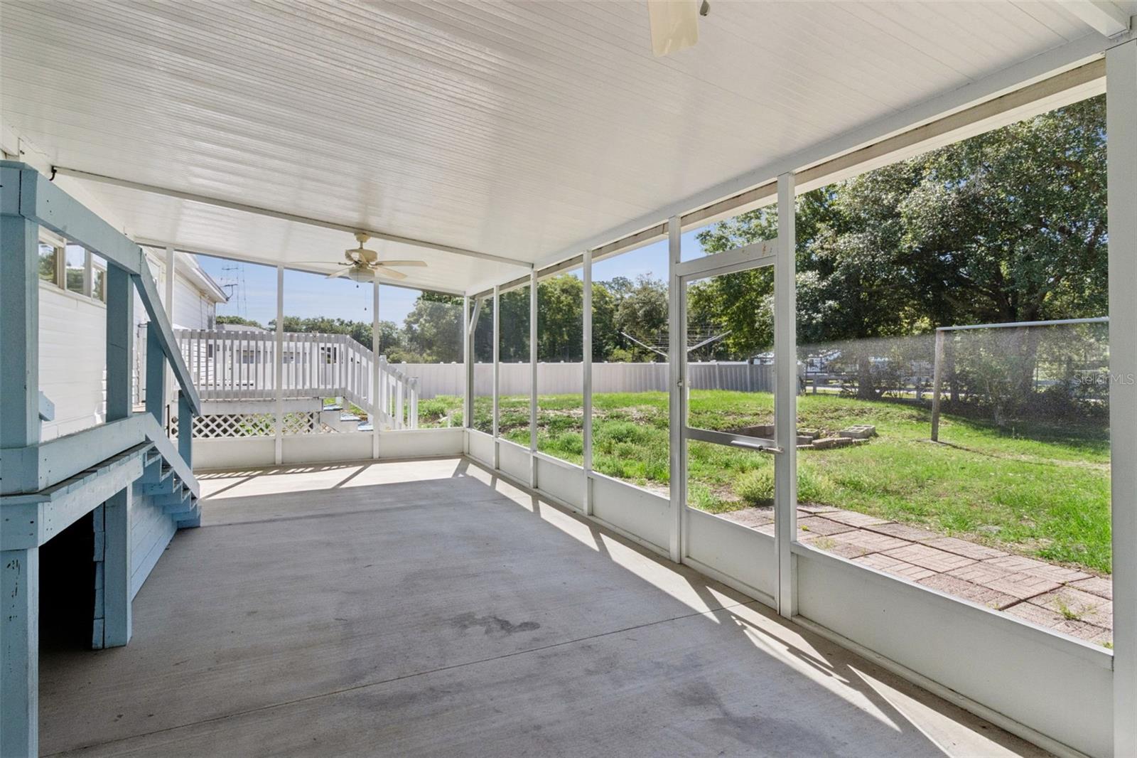 Image 53 of 67 For 575 Lindsey Drive