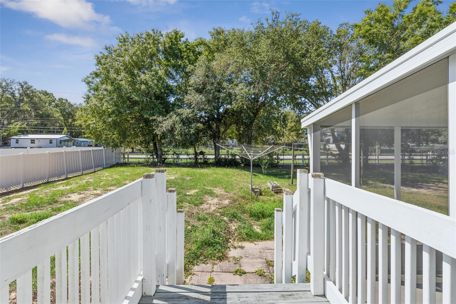 Image 56 of 67 For 575 Lindsey Drive