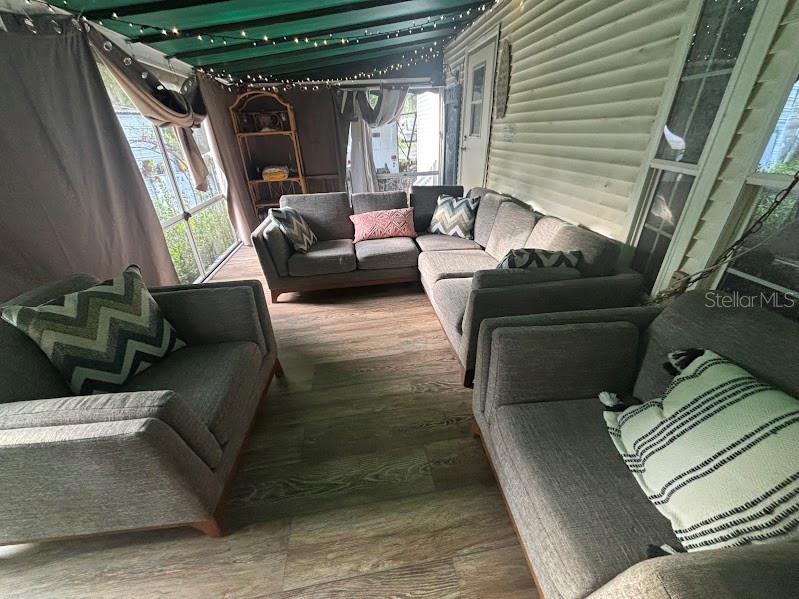 Image 11 of 26 For 25155 142nd Lane 212