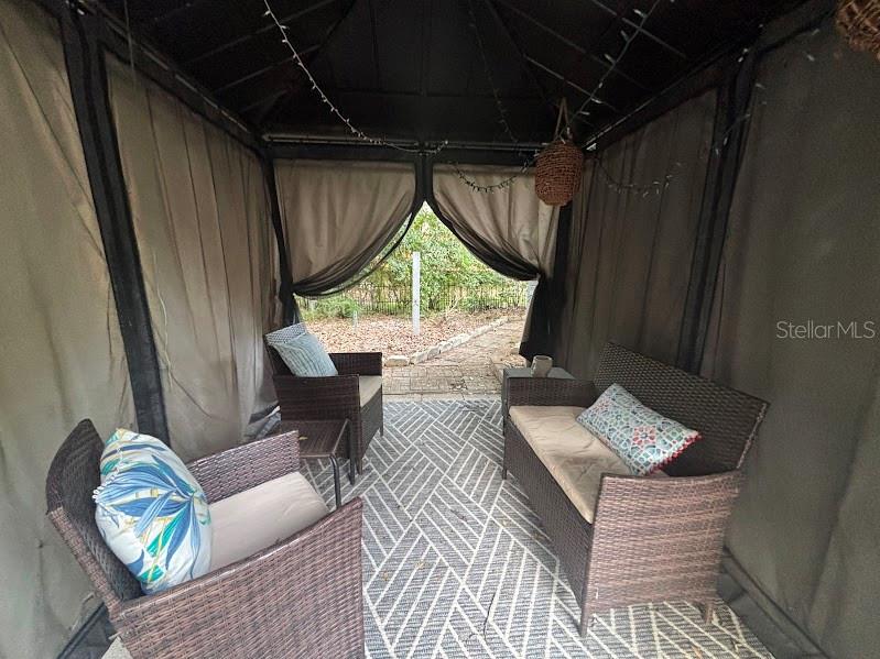 Image 14 of 26 For 25155 142nd Lane 212