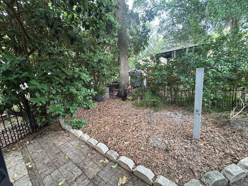 Image 16 of 26 For 25155 142nd Lane 212