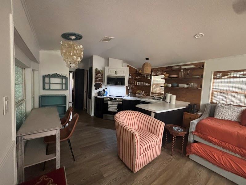 Image 18 of 26 For 25155 142nd Lane 212