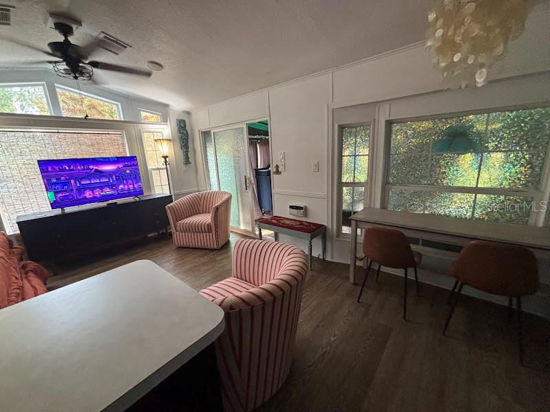 Image 20 of 26 For 25155 142nd Lane 212