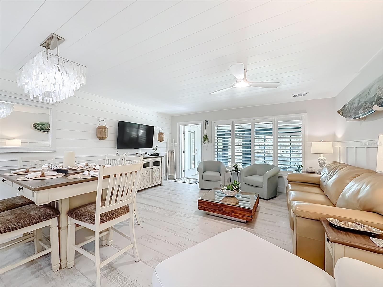 Image 19 of 64 For 1637 Paradise Circle 602