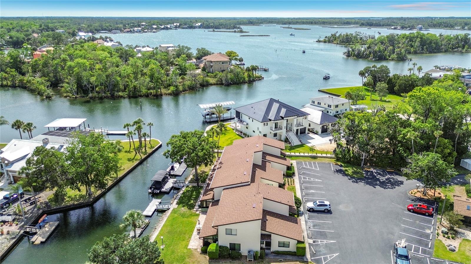 Image 49 of 64 For 1637 Paradise Circle 602