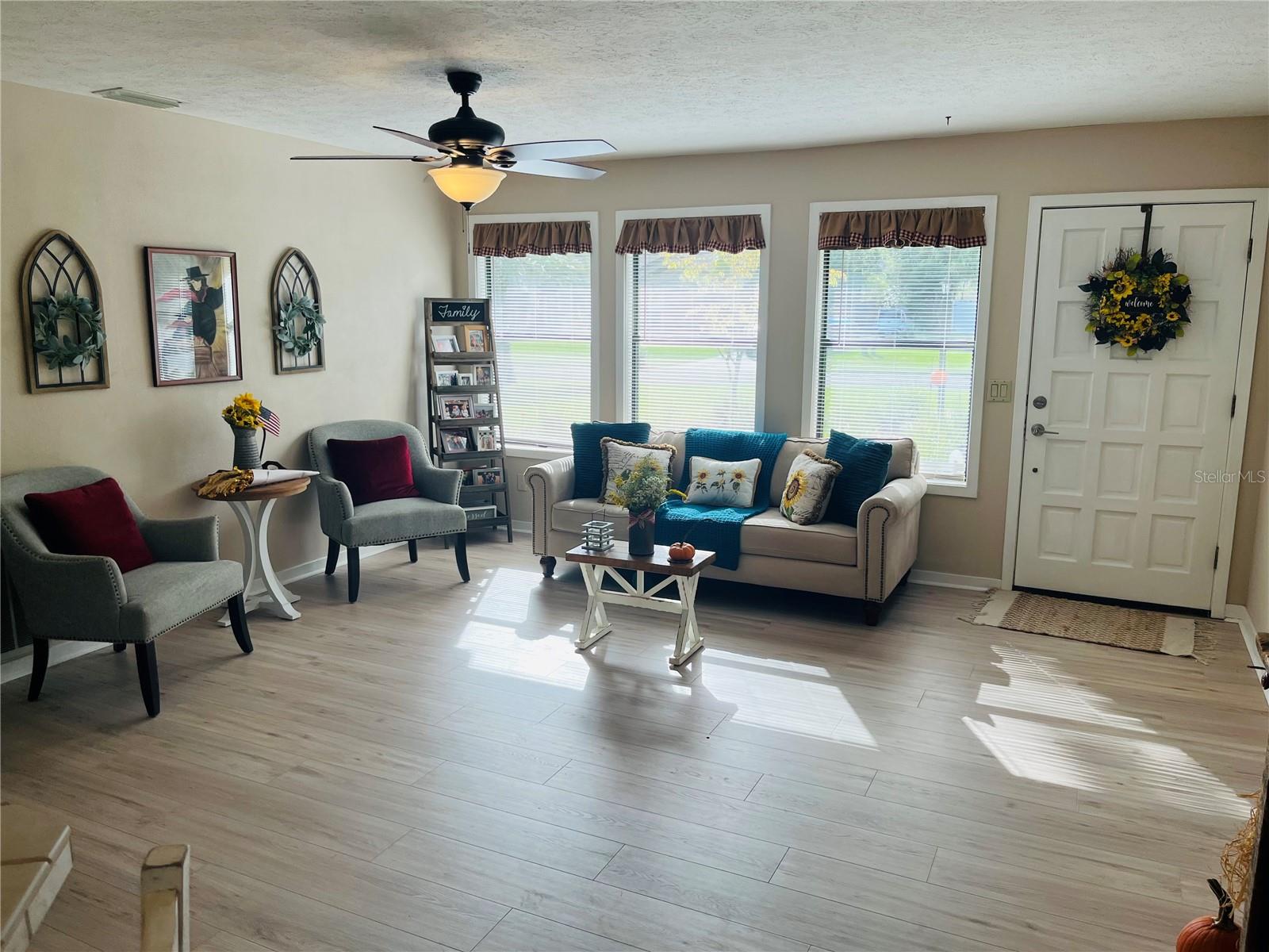 Image 6 of 61 For 1069 57th Avenue