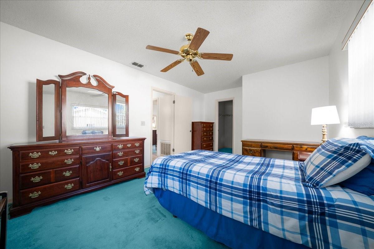 Image 16 of 51 For 11270 62nd Avenue Road