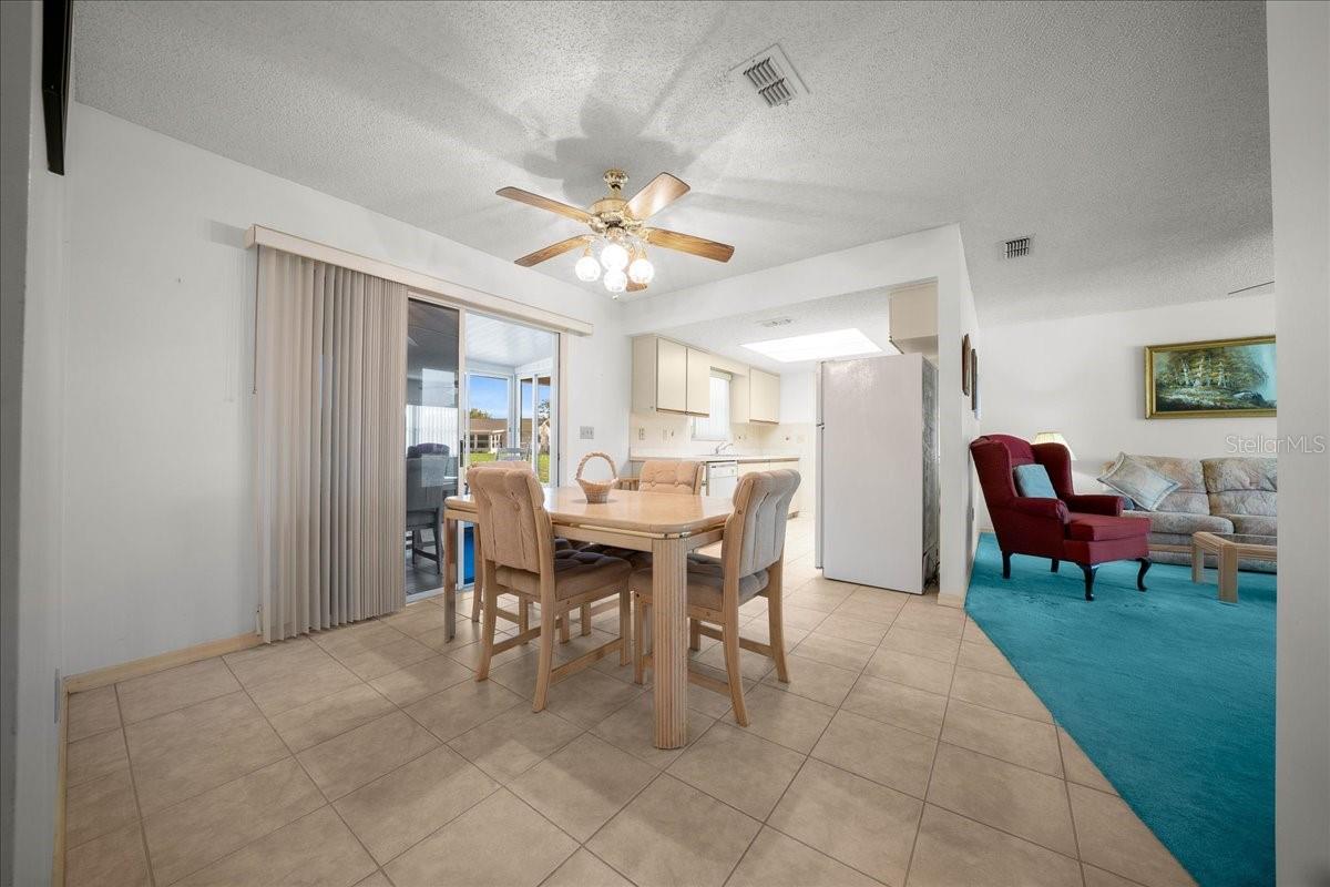 Image 8 of 51 For 11270 62nd Avenue Road